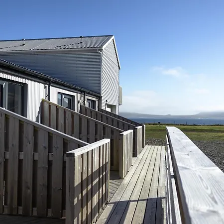 Urdartindur Guesthouse And Cottages Northurfjorthur Eksteriør billede