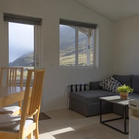 Urdartindur Guesthouse And Cottages Northurfjorthur Værelse billede
