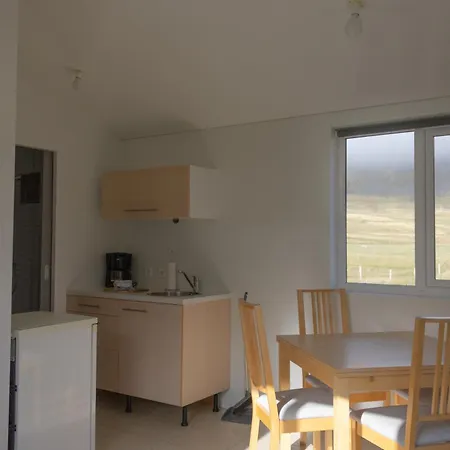 Urdartindur Guesthouse And Cottages Northurfjorthur Værelse billede