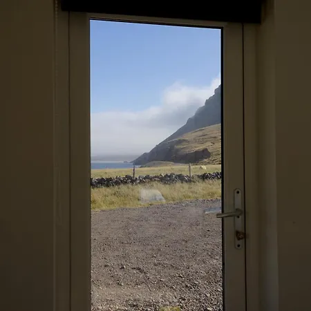 Urdartindur Guesthouse And Cottages Northurfjorthur Værelse billede