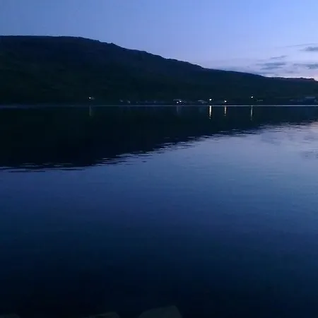 Urdartindur Guesthouse And Cottages Northurfjorthur Eksteriør billede